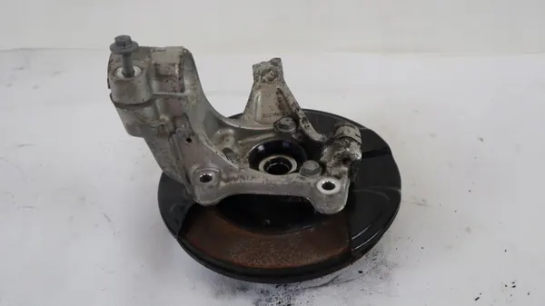 Volvo XC40 1.5 T3 Rechter Voorstuurknokkel OEM 32221857 image 3