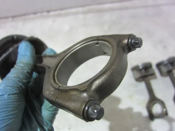 BMW OEM 11257558528 Bielle Piston d'Occasion image 7