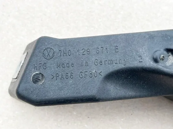 Suporte de Caixa Filtro Ar OEM 7H0129671B image 3