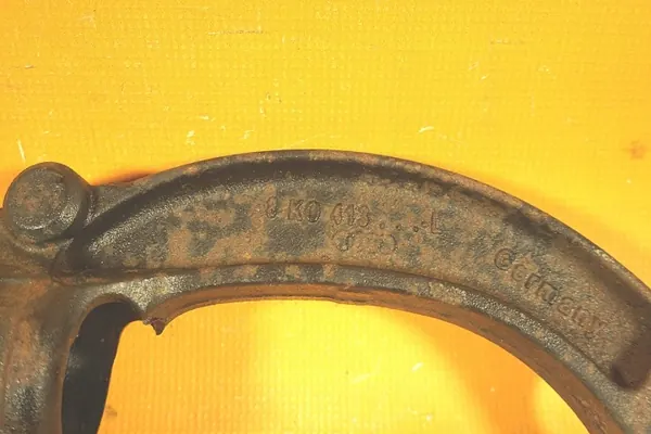 Audi A5 8T Alajousitus Oikea OEM 8k0413038l image 8