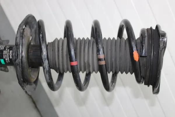 MERCEDES VITO W639 JOUSTO KOLLO HUBI VASEN EDELLÄ A6393300632 image 4