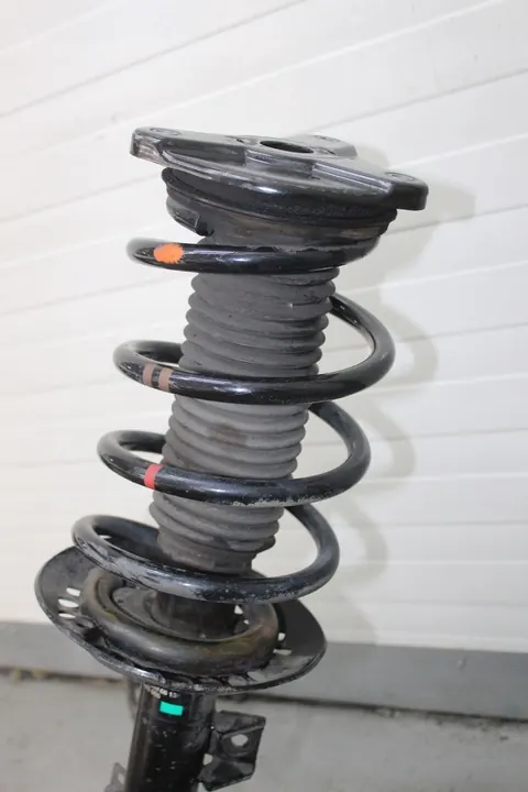 MERCEDES VITO W639 JOUSTO KOLLO HUBI VASEN EDELLÄ A6393300632 image 6