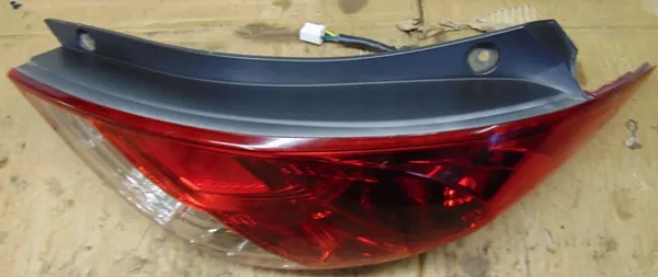 Luz Trasera Derecha Hyundai i20 Lift 2012 HB Hatchback OEM image 3