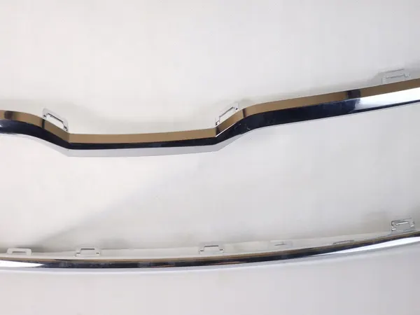 SKODA KAROQ Grill Frame Original Chrome 57A853761A image 4