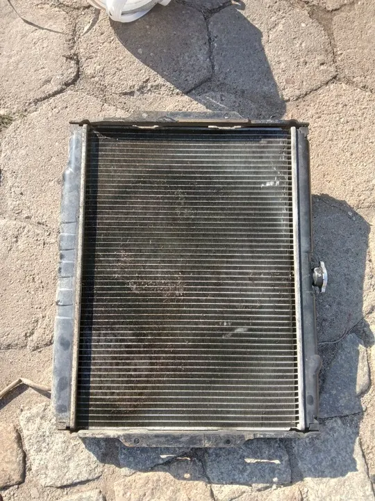 Radiador de agua Hyundai Galloper 2.5 OEM hr171501 image 3