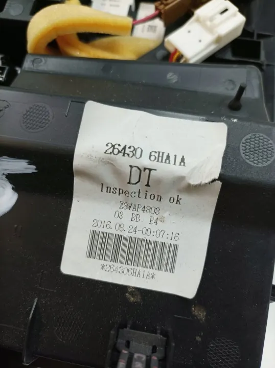 OEM 264306HAIA Plafonnier d'occasion Infiniti Q50 image 3