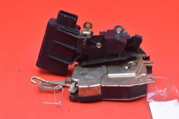 Vordere Rechte Türschloss BMW E36 Sedan 90-00 OEM 1387606 image 2