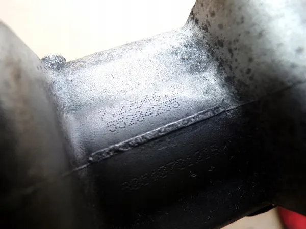 EGR-Ventil Opel Zafira B Vectra C Astra H 1.9 CDTI OEM image 3