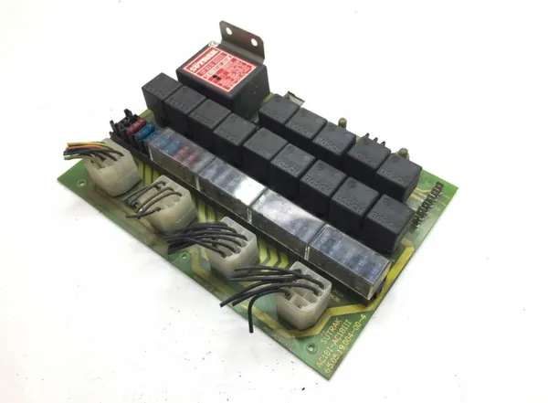 Scania Zekering-PCB OEM 65.05.19.004-00-4 - Gebruikt image 3