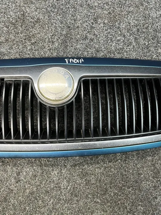 Skoda Fabia I Grille 6Y0853661 image 6
