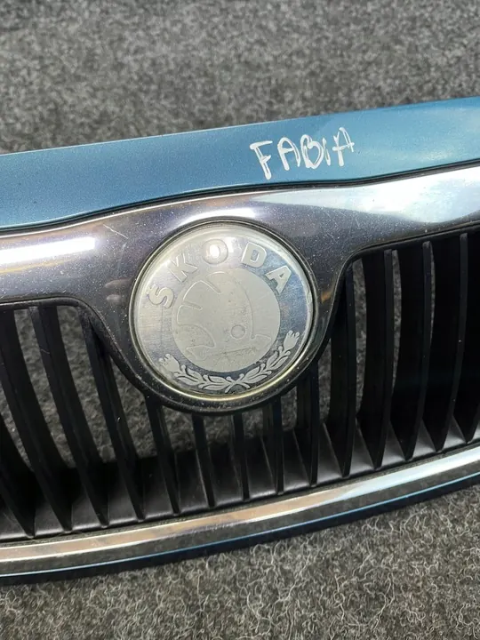 Skoda Fabia I Grille 6Y0853661 image 7