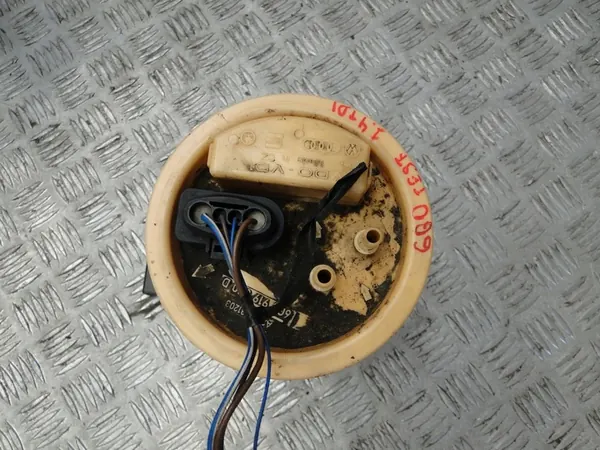 Brandstofpomp 6Q0919050D VW Polo Fabia 1.4 TDI image 2