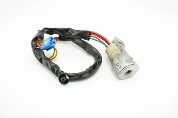 Contacteur d'allumage OEM 330099 pour Citroen C5 2001-2004 image 3
