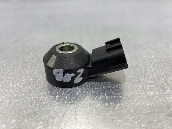 Sensor de batida Mazda CX-3 OEM KU1241019 - Usado image 3