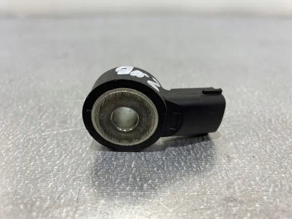 Sensor de batida Mazda CX-3 OEM KU1241019 - Usado image 4
