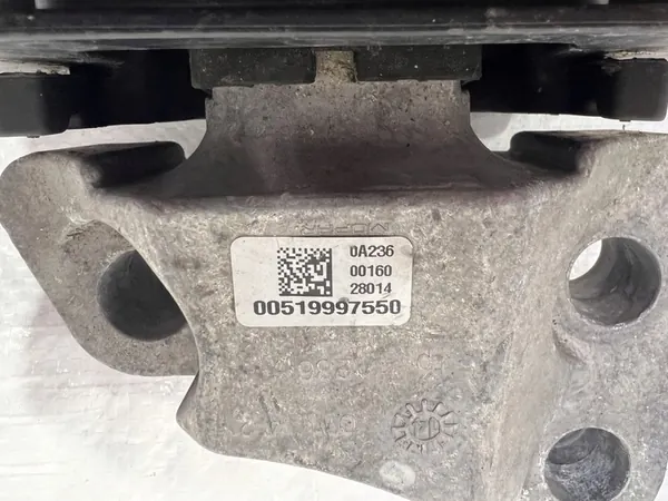 Fiat OE Moottorin tuki 51999755 image 3