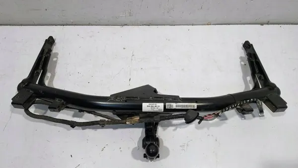 Barre de remorquage OEM 5H9803881D VW Golf VIII Break image 8