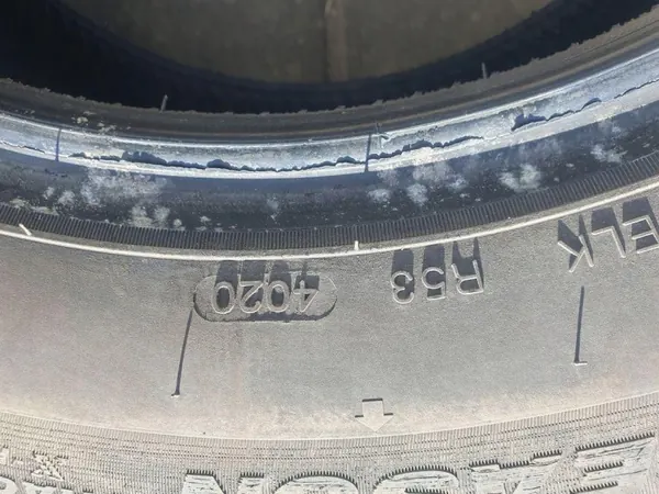 Grelha de porta-malas traseira OEM 22555R16 para Peugeot 607 image 5