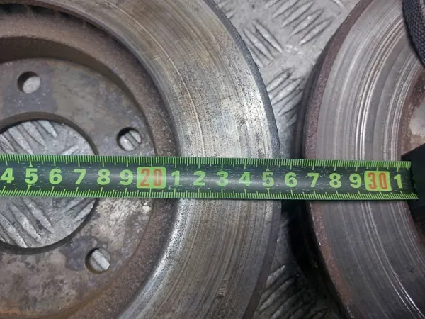 Discos, pastilhas e pinças travão dianteiro OEM 456654 Mazda Premacy image 4