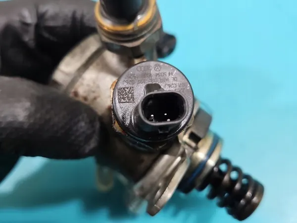 Polttoainepumppu Audi A6 C7 3.0 TFSI Quattro (CGXB) image 8