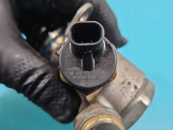 Polttoainepumppu Audi A6 C7 3.0 TFSI Quattro (CGXB) image 9