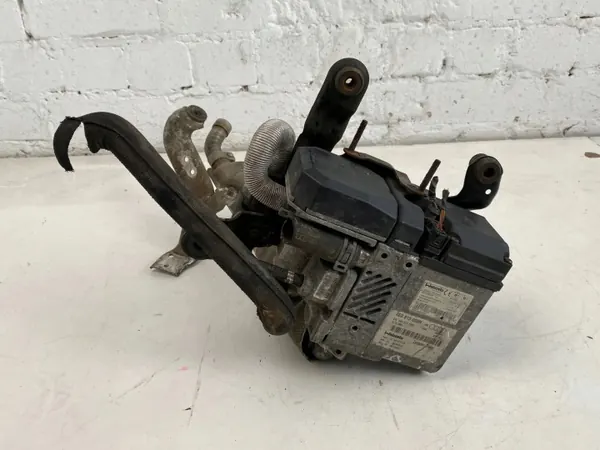 Chauffage stationnaire Webasto Audi A8 S8 D3 4E 2009 OEM 4E0815069H image 2