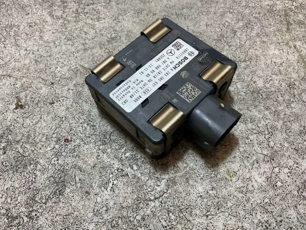 Radar Mercedes-Benz OEM 0203305637 - Usado image 3