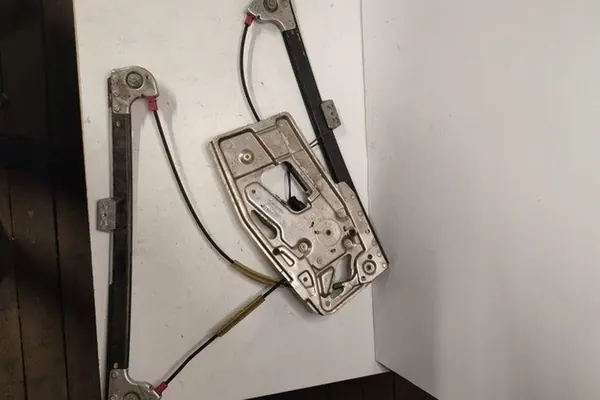 Elevador de vidro traseiro direito BMW 5 (E39) 51338159832 image 3