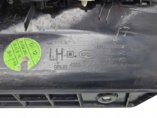 Buick Encore GX 2020 Vänster bakrutslist OEM 42599164 image 4