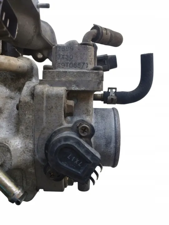 Coletor admissão Mazda 323 1.5B OEM E9T06571 image 5