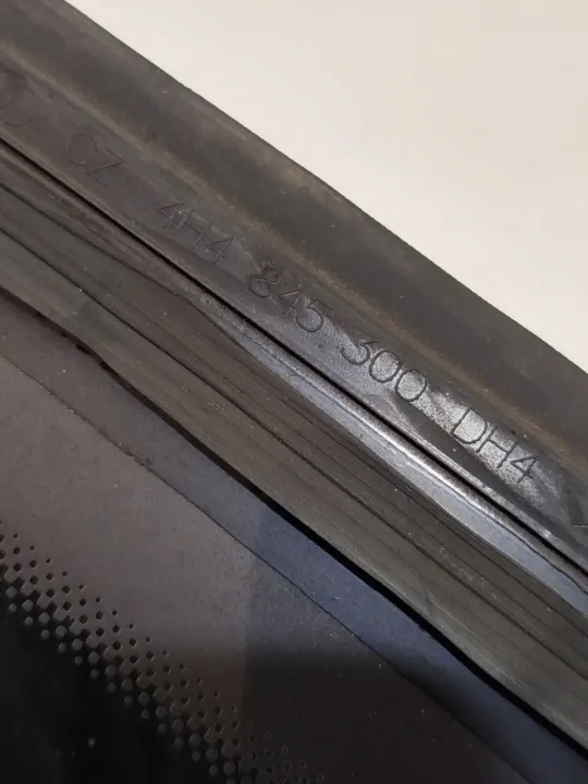 Gebruikt Audi A8 D4 Long Rechter Achter Carrosserieglas OEM 4H4845300 image 3