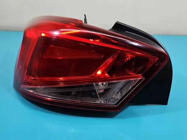 Luz Trasera Izquierda Seat Ibiza V KJ 6F 2021- HB image 3