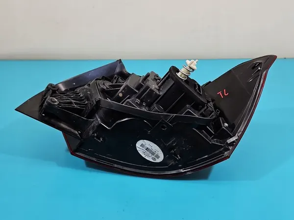 Luz Trasera Izquierda Seat Ibiza V KJ 6F 2021- HB image 5