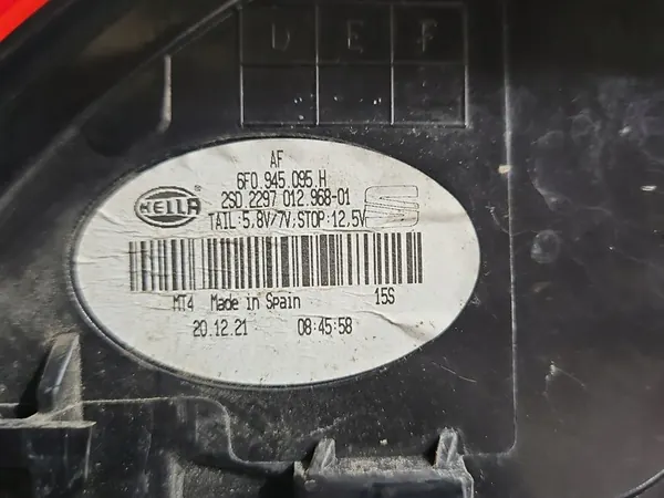 Luz Trasera Izquierda Seat Ibiza V KJ 6F 2021- HB image 6