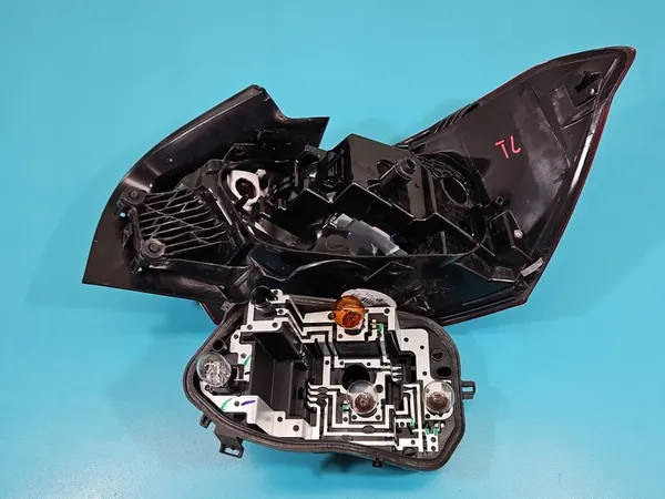 Luz Trasera Izquierda Seat Ibiza V KJ 6F 2021- HB image 7