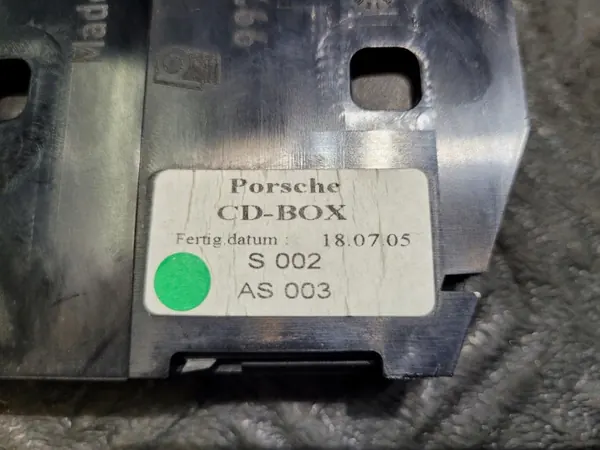 OEM 99755266300 CD-vaihtimen tasku Porsche Boxsterille image 5