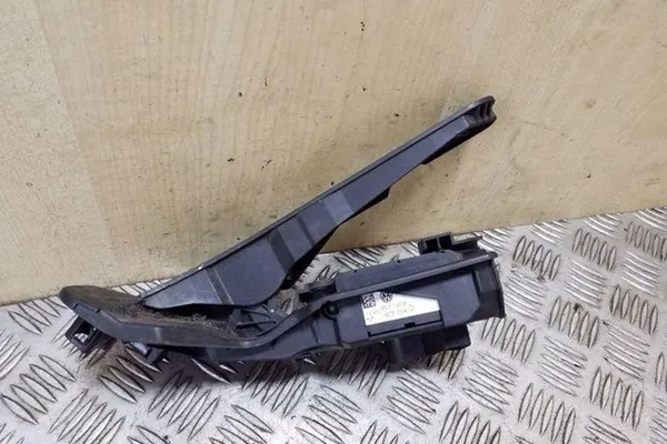 Gaspedal SKODA SUPERB II 1.6L Diesel 2013 image 2