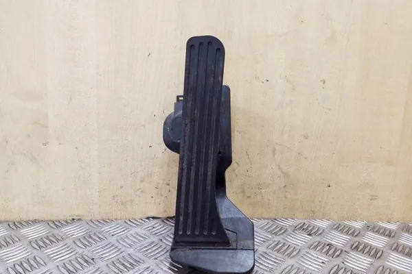 Gaspedal SKODA SUPERB II 1.6L Diesel 2013 image 3