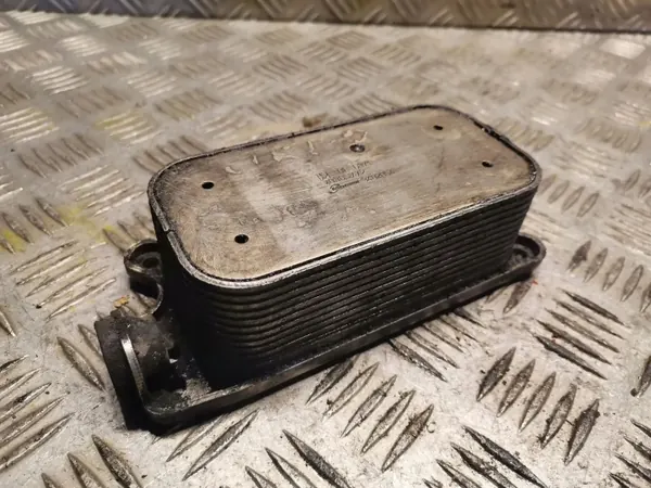 Arrefecedor óleo caixa Mercedes-Benz OEM 70305772 image 2