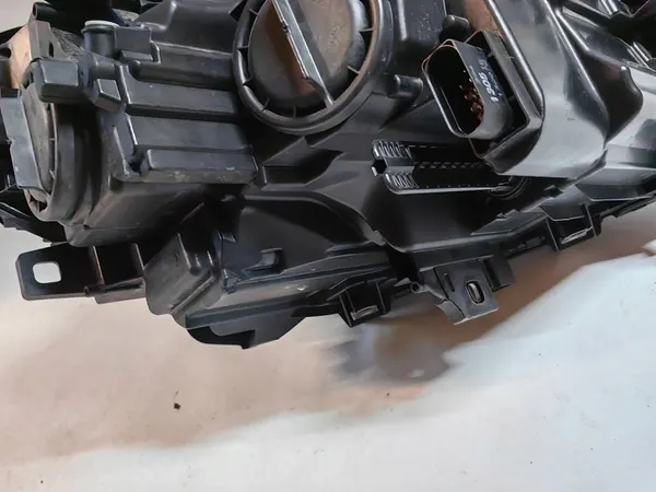 MERCEDES B-KLASA W246 LIFT - LINKER KOPLAMP image 7