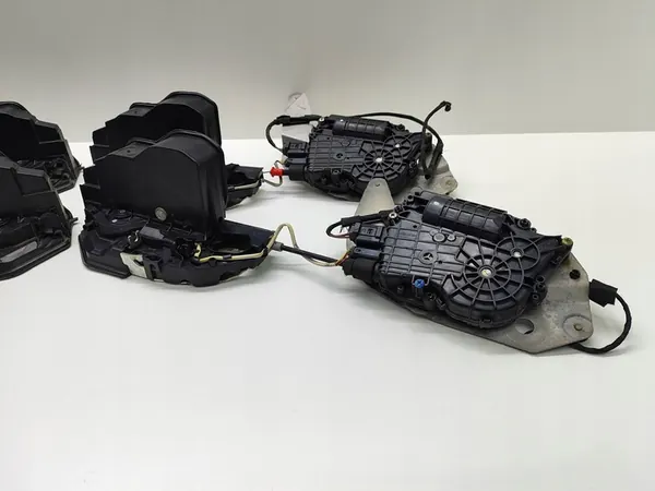 Conjunto de amortecedores de porta dianteira BMW 5 E60 E61 7174634 image 9