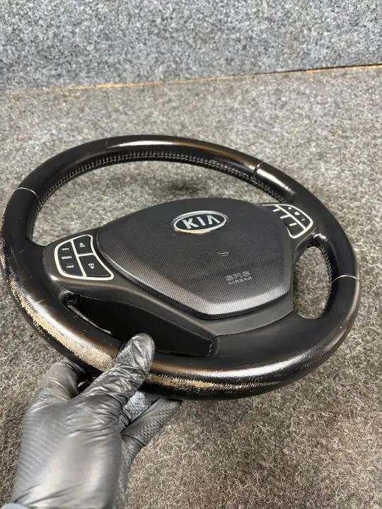 Volante Kia Ceed I com capa airbag - OEM usado image 5