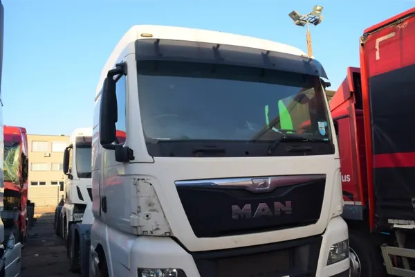 MAN OE Ohjaamokehikko TGX XLX Euro 5/6 image 3