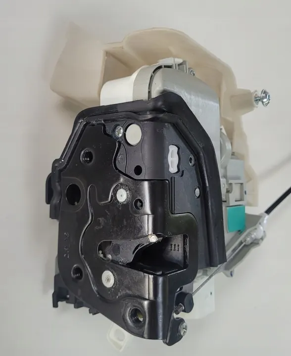 AUDI A4 A5 B8 Q5 Vänster Framdörrslås 8J1837015F image 2