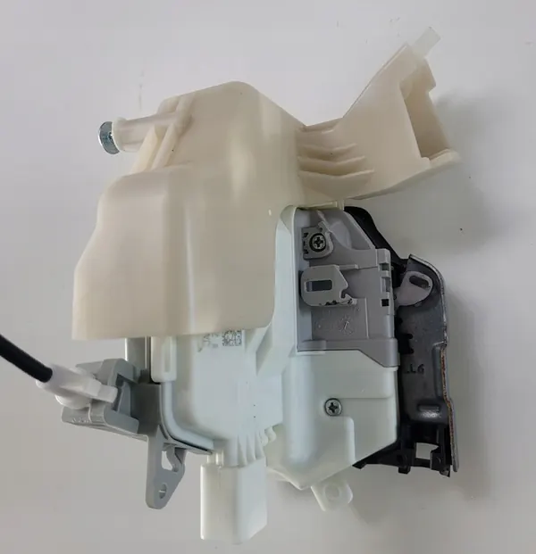 AUDI A4 A5 B8 Q5 Vänster Framdörrslås 8J1837015F image 3