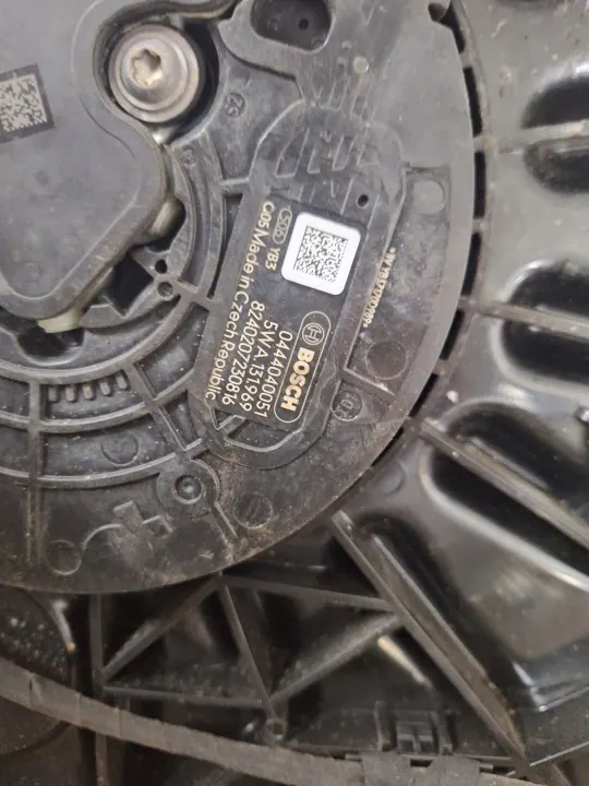 Tanque AdBlue OEM 5WA131877L para Audi A3 8Y 2.0 TDI image 5