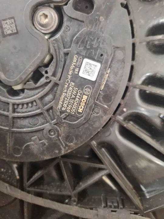 Tanque AdBlue OEM 5WA131877L para Audi A3 8Y 2.0 TDI image 6