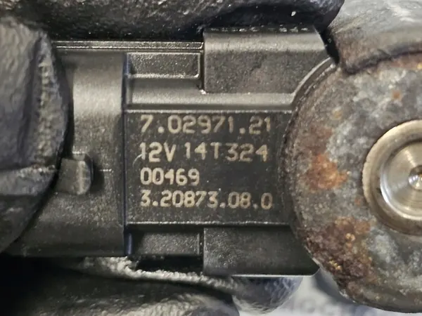 Sensor de presión de aceite OEM 70297121 para Opel Astra image 5
