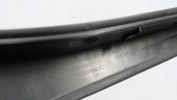 BMW 7486826 Höger stänkskärmstätning - Begagnad image 6