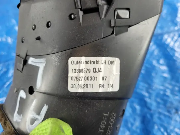 OEM 13300579 Vänster konsol ventilationsgall Opel Astra J image 7